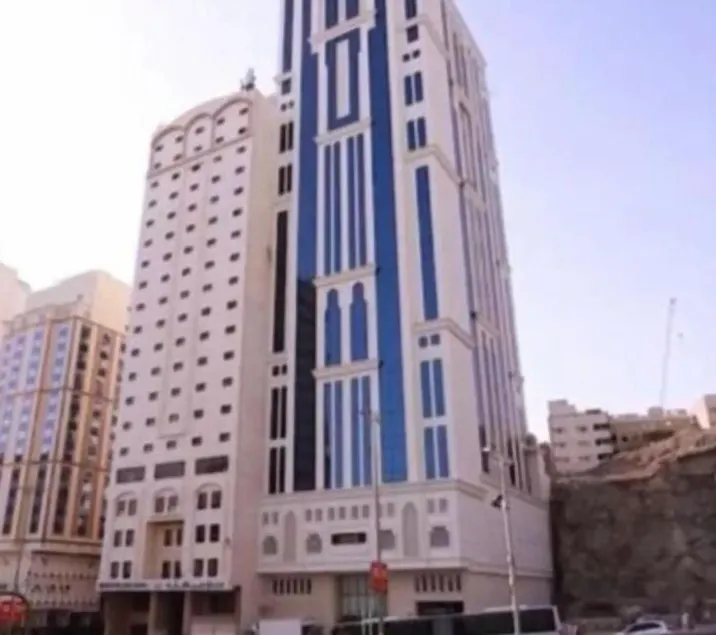 Al Ebaa Hotel - Image 1