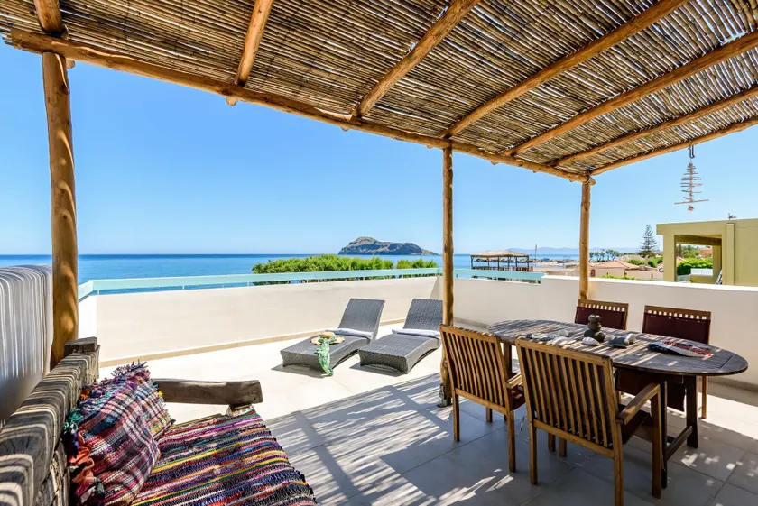 Ilias Apartments - Image 1