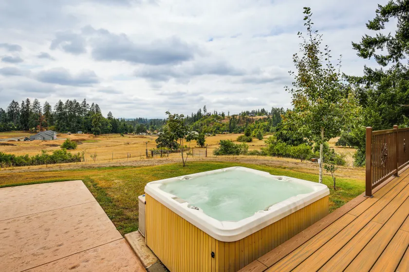 Springfield /eugene Countryside Home w/ Mtn Views! - Image 1