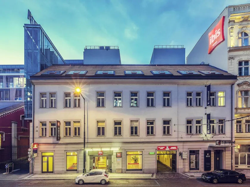 Ibis Praha Old Town - Image 1