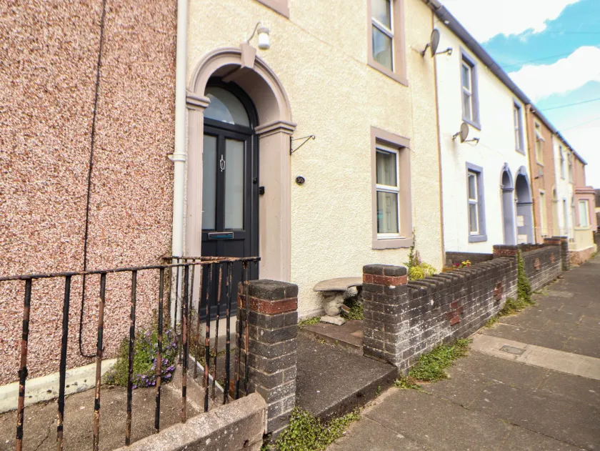 30 George Street - Image 1