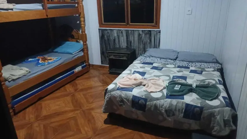 Casarão24horas quartos compartilhados - Image 1