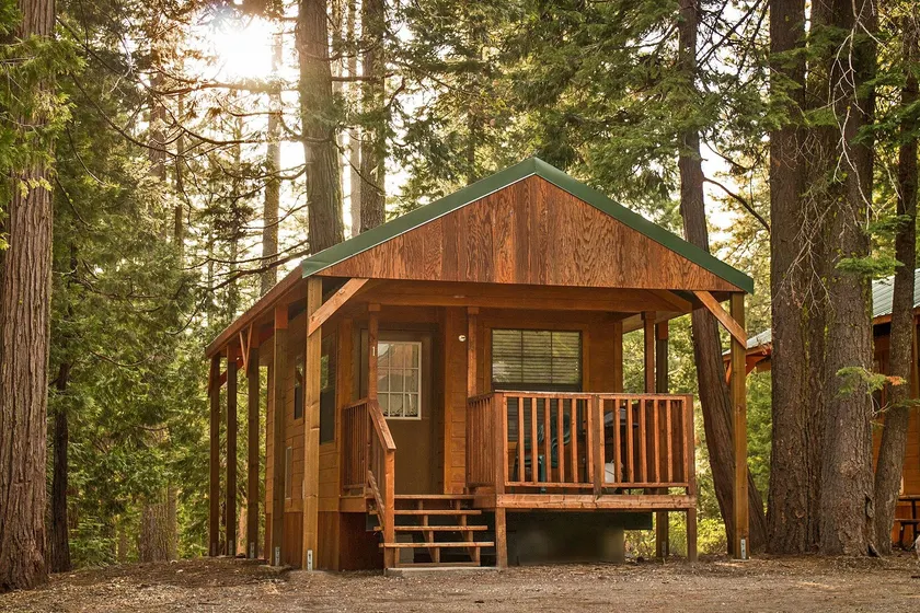 Snowflower Camping Resort Cabin 4 - Image 1