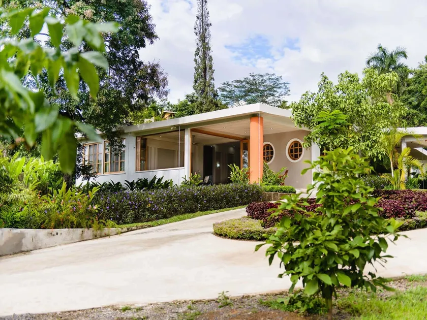 Montebrisa Boutique B&B - Image 1