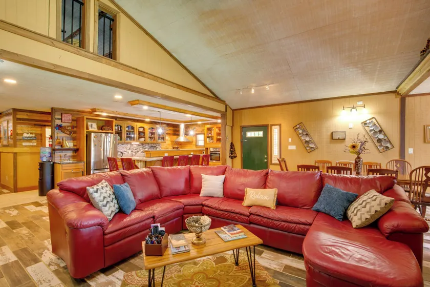 'bayview' - Lakefront Family Cabin in Odessa! - Image 1