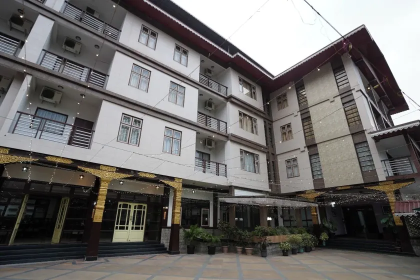 Terrace Valley Hotel - Image 1