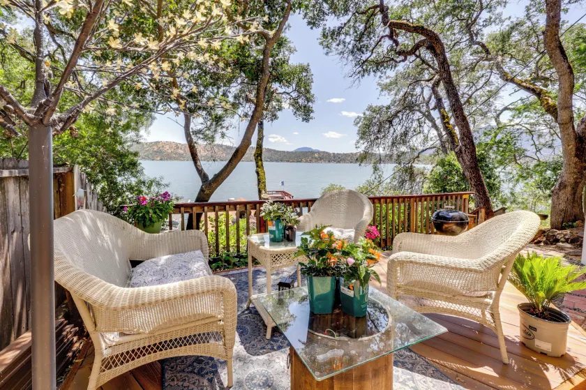 Clear Lake Getaway w/ Dock Access & Shared Yard! - Image 1