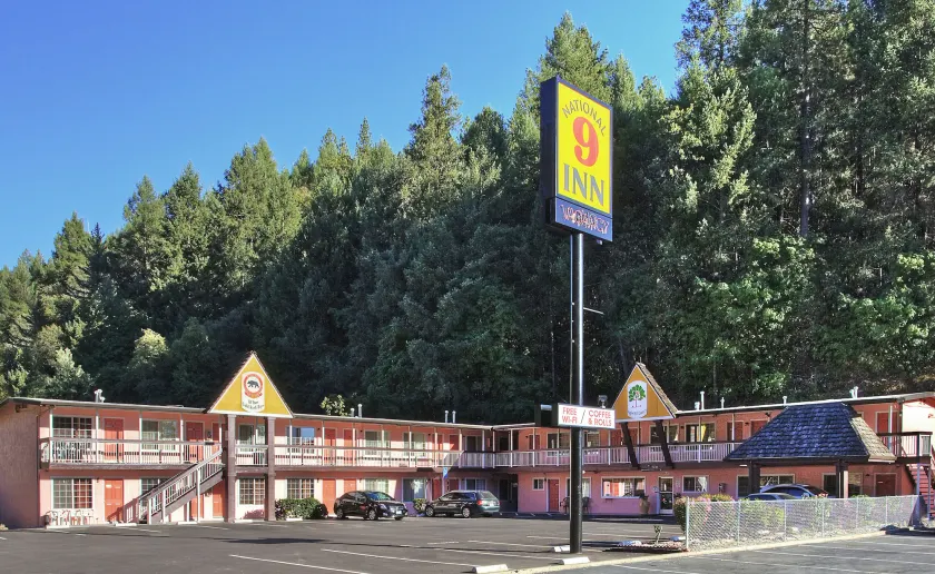 National 9 Inn - Placerville - Image 1