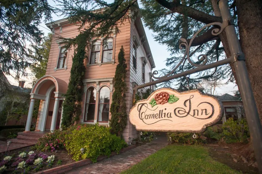 Camellia Inn - Image 1