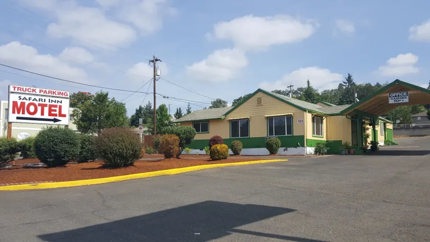 Safari Inn Motel - Image 1