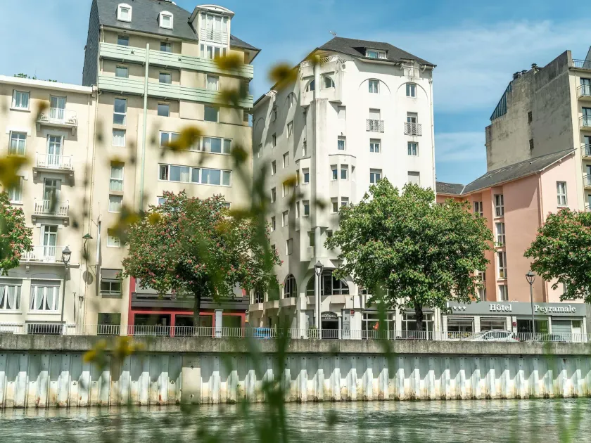 Hotel Saint Georges Lourdes - Image 1