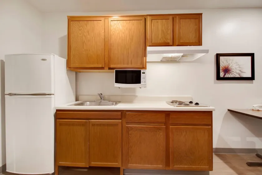 WoodSpring Suites Conroe - Image 1