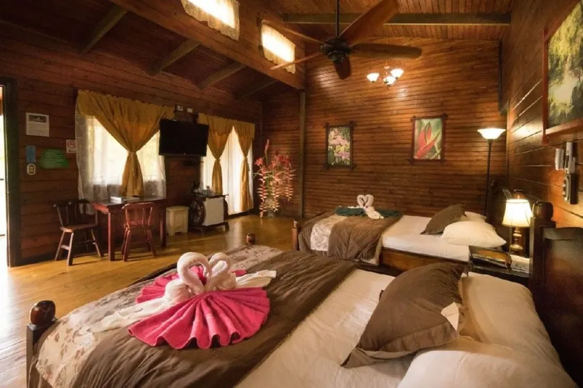 Blue River Resort & Hot Springs - Image 1
