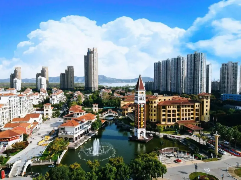 Suning Universal Hotel - Image 1