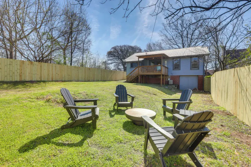 Walk to Amphitheater & Stadium: Home w/ Deck! - Image 1