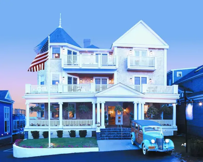 Anchor Inn Beach House - Image 1
