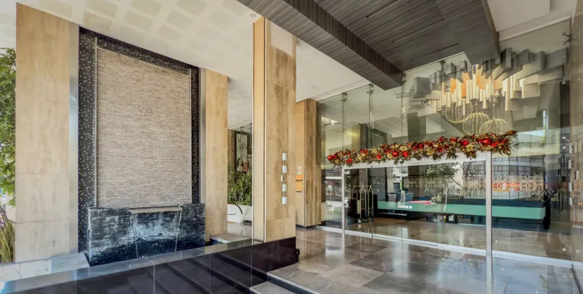 Hotel Marbella - Image 1