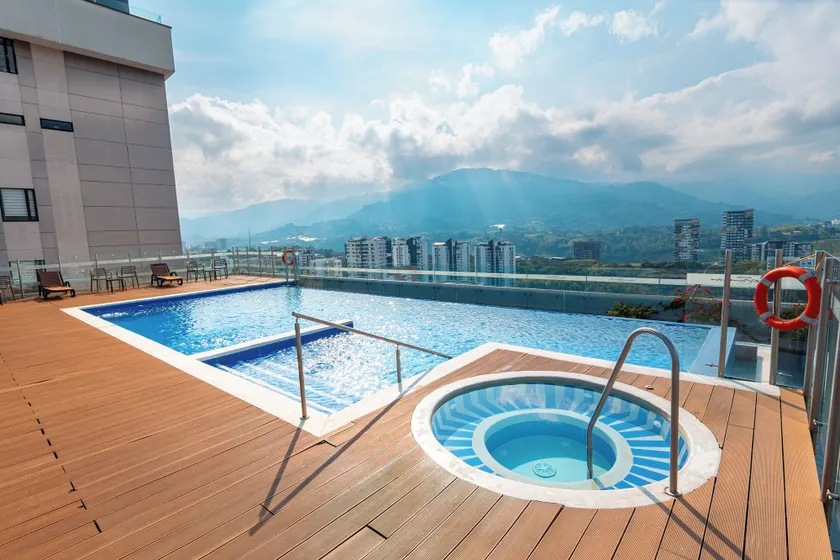 Hotel Mocawa Plaza Armenia - Image 1