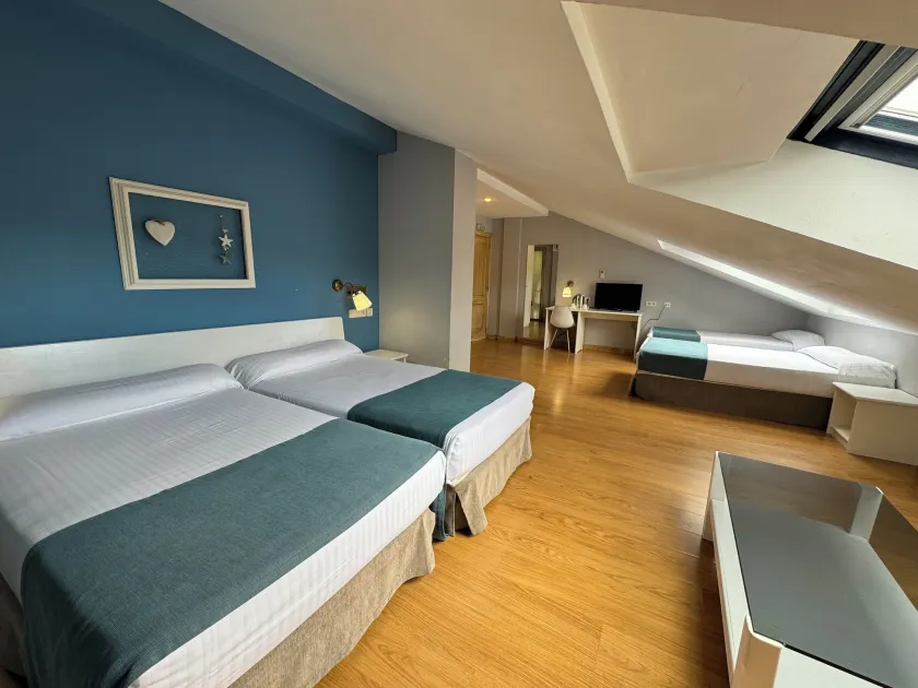 Hotel Jakue - Image 1
