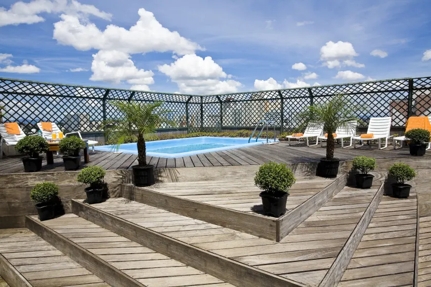 Alta Reggia Plaza Hotel - Image 1