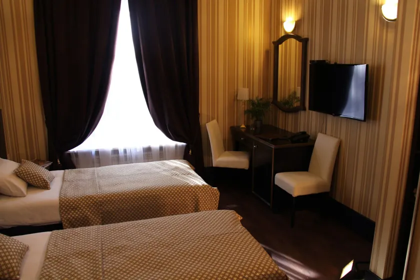 Hotel Business Apartments - Image 1