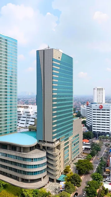 Grand Whiz Hotel Praxis Surabaya - Image 1