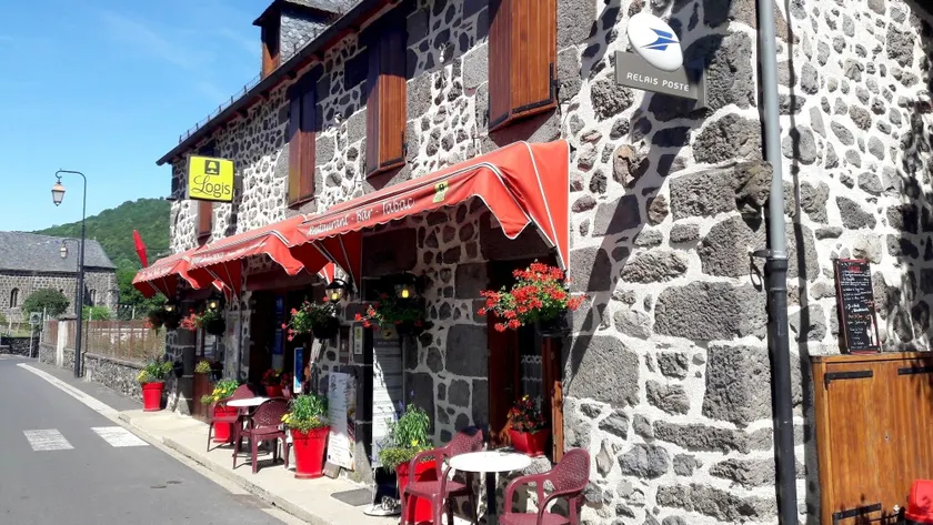 Hotel De La Poste - Image 1