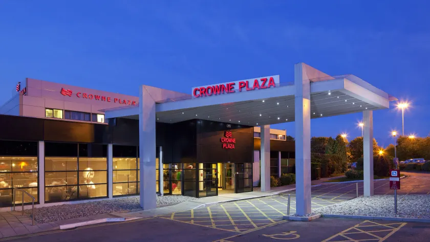 Crowne Plaza Manchester Airport by IHG - Image 1