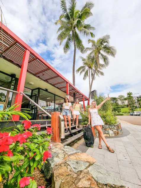 Nomads Airlie Beach - Recepción