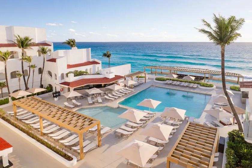 GR Caribe Deluxe by Solaris - Image 1