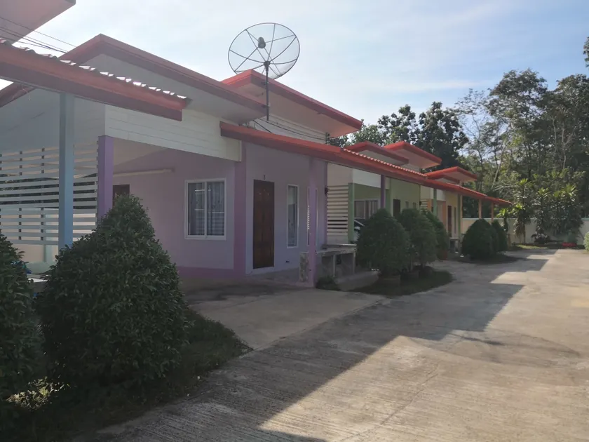 Thanawan Resort - Image 1