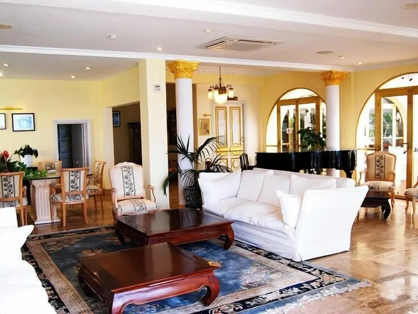 Hotel El Dorado - Image 1