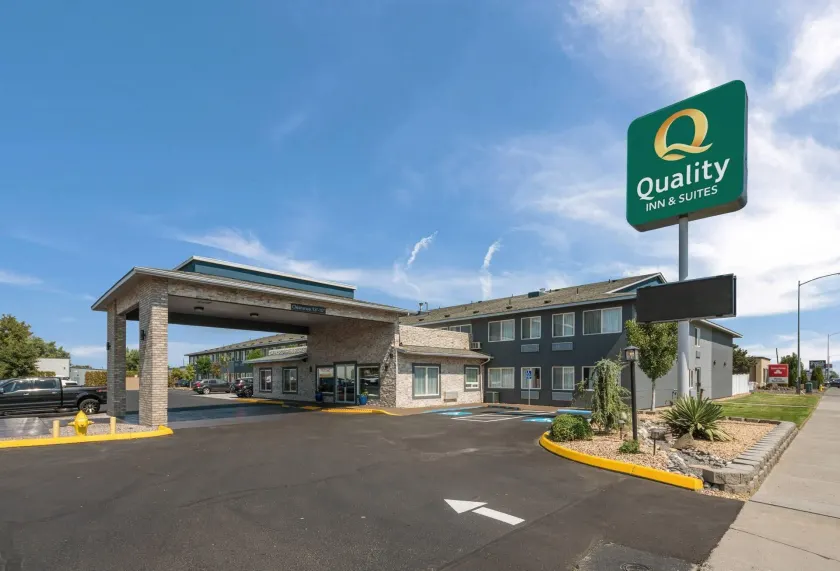 Quality Inn & Suites Kennewick Tri-Cities - Image 1