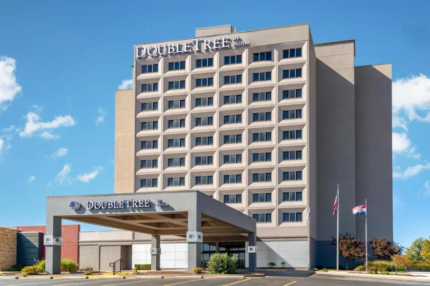 DoubleTree by Hilton Springfield - Image 1