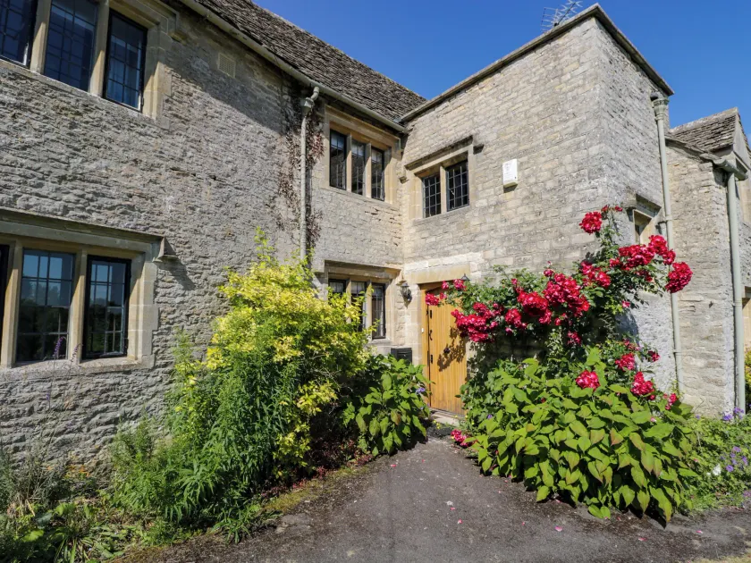 Rood Cottage - Image 1