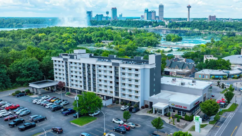 Holiday Inn Niagara Falls State Park Entry by IHG - Image 1