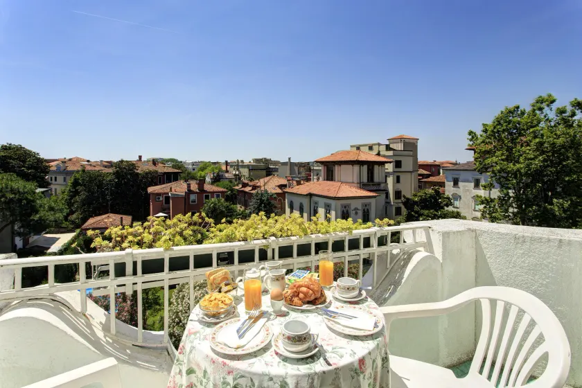 Hotel Biasutti - Image 1