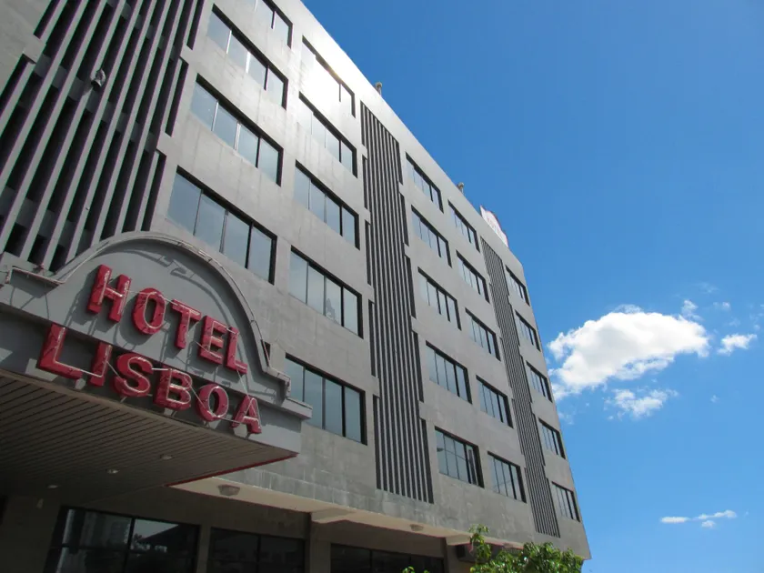 Hotel Lisboa - Image 1