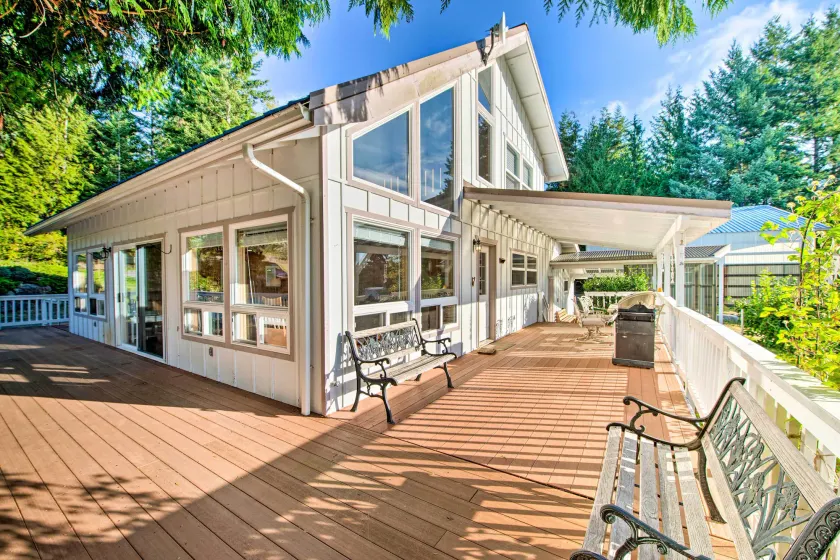 Hood Canal Home w/ Hot Tub - Bordering Olympic NP! - Image 1