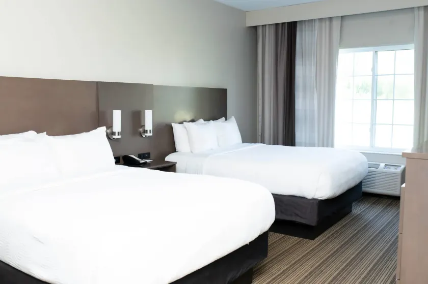 Country Inn & Suites by Radisson, Prairie du Chien - Image 1