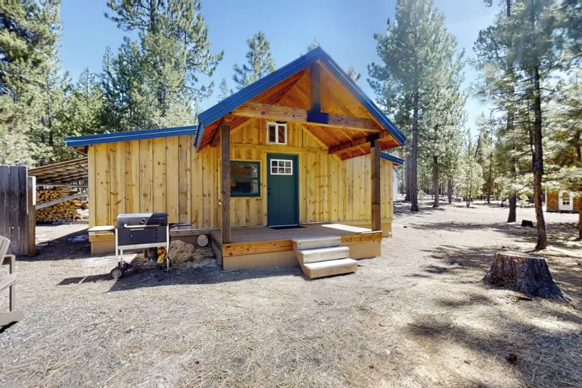 Secluded, Quiet Cabin in the Pines w/ Fire Pit - Image 1