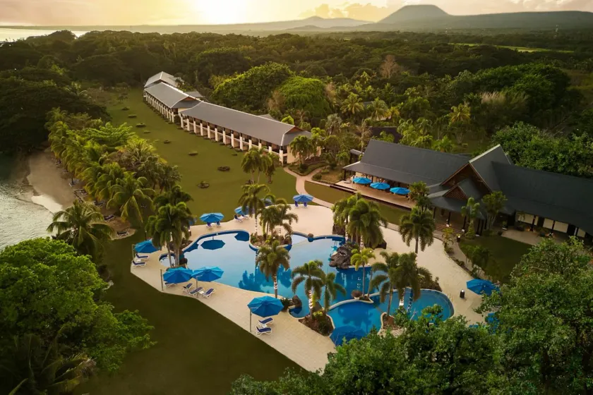 Samoa Beach Resort - Image 1