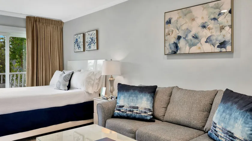 East Hampton House Resort - Image 1