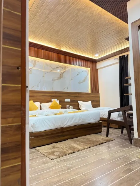 Hotel Vishnu Sthal Inn - Image 1