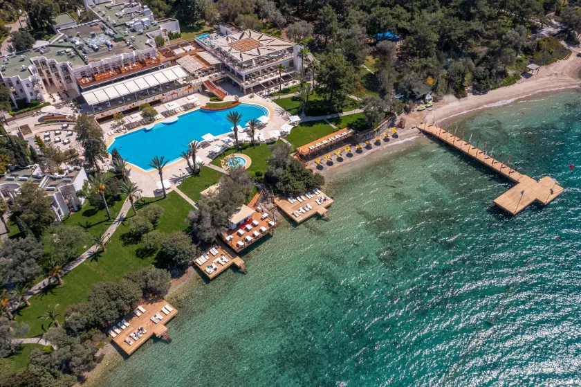 DoubleTree by Hilton Bodrum Işıl Club Ultra All Inclusive Resort - Image 1