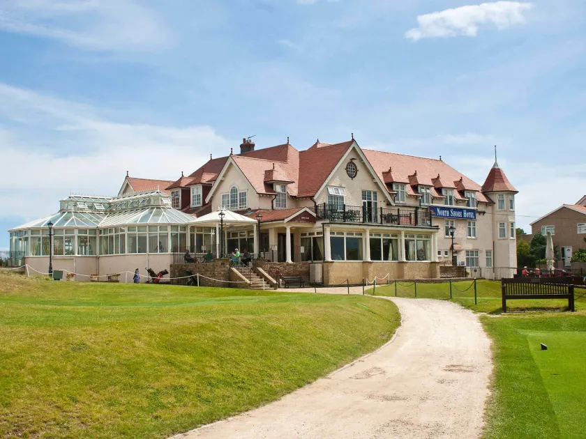 North Shore Hotel - Image 1