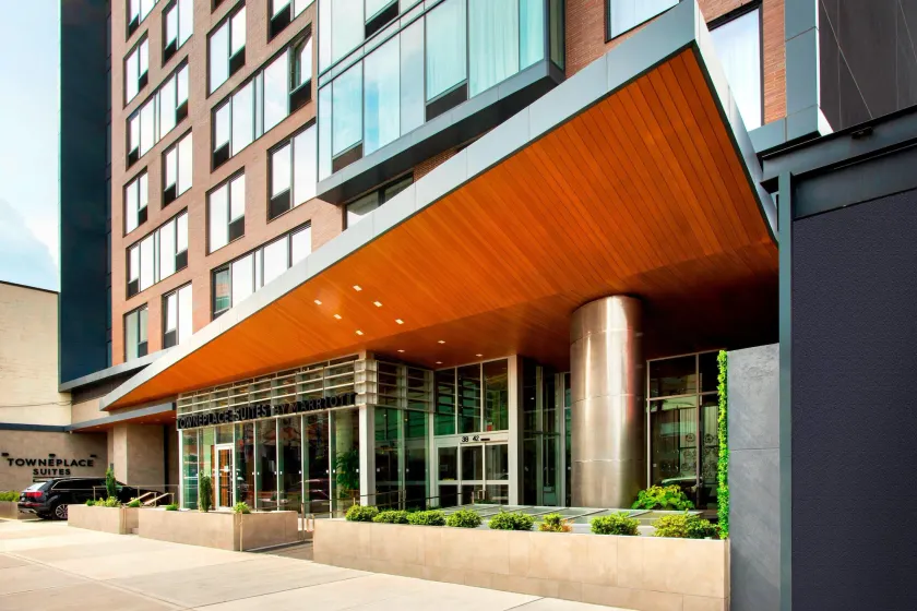 TownePlace Suites by Marriott New York Long Island City - Image 1