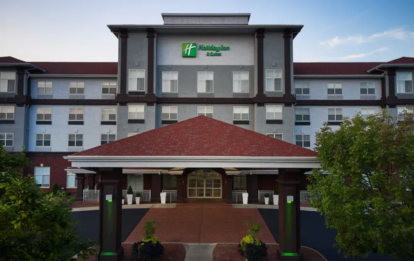 Holiday Inn Hotel & Suites Madison West - Middleton by IHG - Image 1