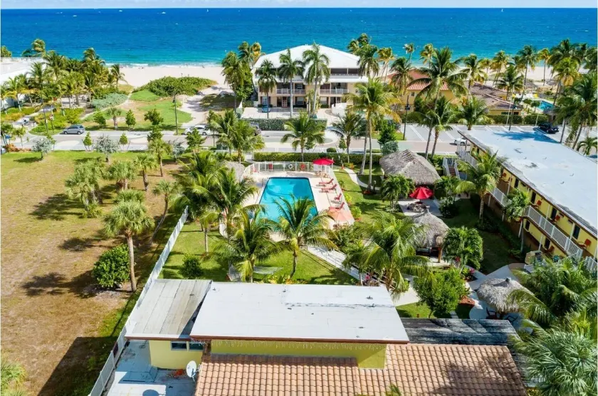Oceans Beach Resort & Suites - Image 1