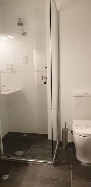 Belconnen Way Hotel & Serviced Apartments - Image 1
